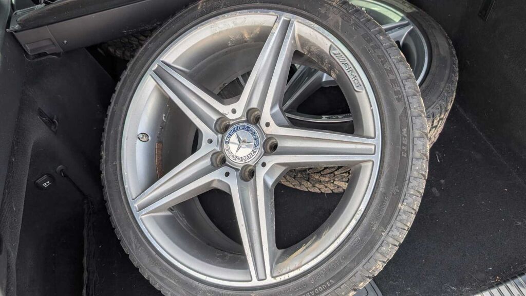 Mercedes-Benz C 2015 Musta