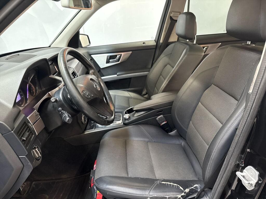 Mercedes-Benz GLK 2010 Musta