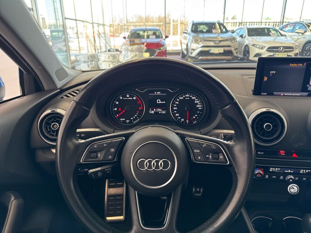 Audi A3 2018 Sininen