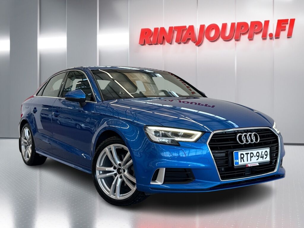 Audi A3 2018 Sininen