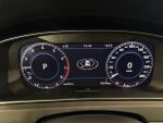 Volkswagen Golf 2018 Punainen