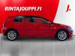 Volkswagen Golf 2018 Punainen