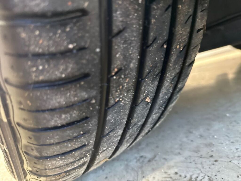Volkswagen Golf 2018 Punainen