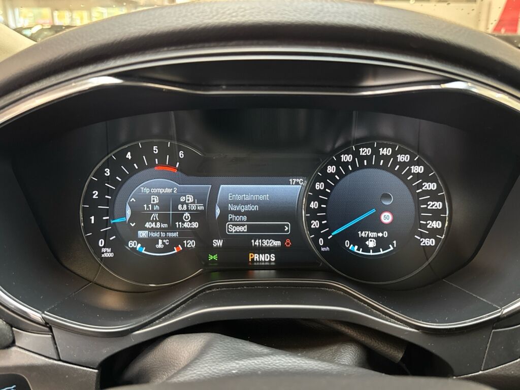 Ford Mondeo 2018 Musta