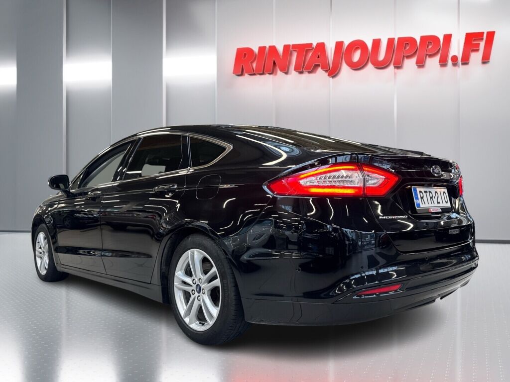 Ford Mondeo 2018 Musta