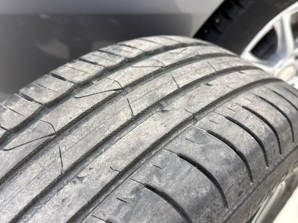 Mercedes-Benz C 2016 Musta