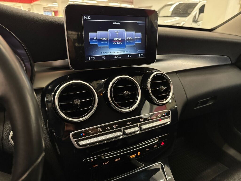 Mercedes-Benz C 2016 Musta