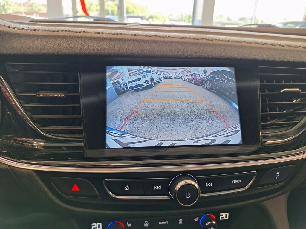 Opel Insignia 2018 Valkoinen