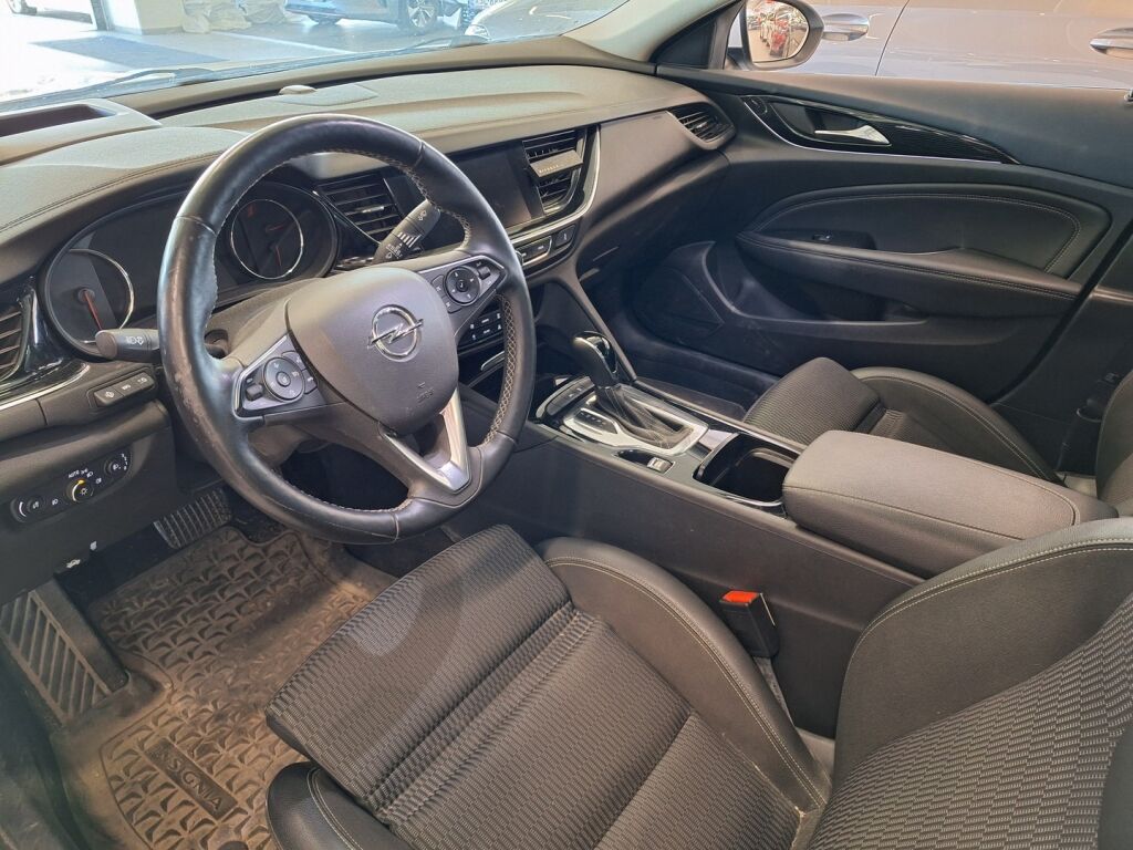 Opel Insignia 2018 Valkoinen