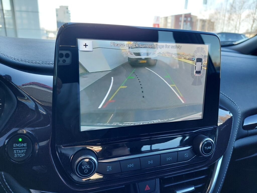 Ford Fiesta 2019 Musta