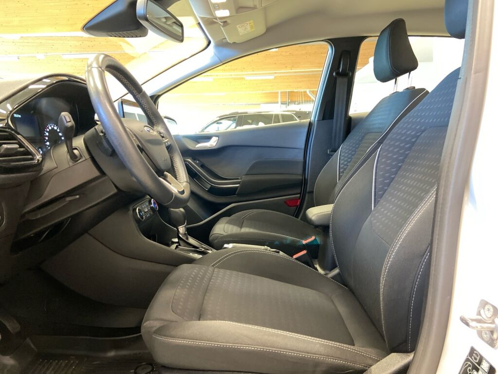 Ford Fiesta 2018 Valkoinen