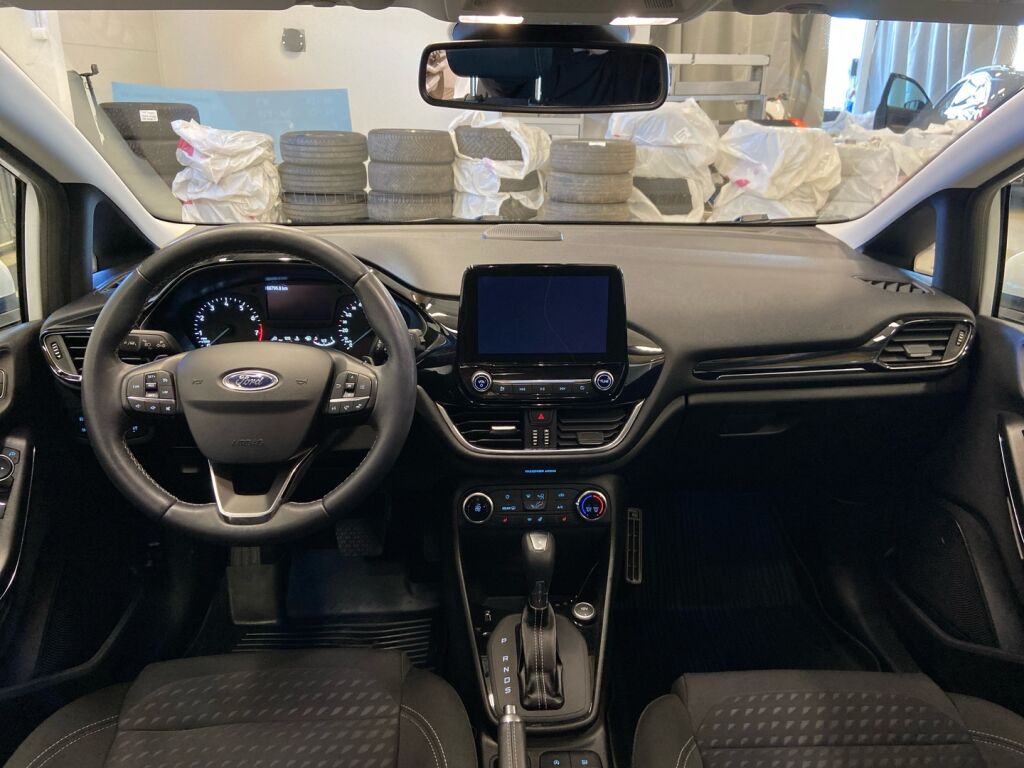Ford Fiesta 2018 Valkoinen