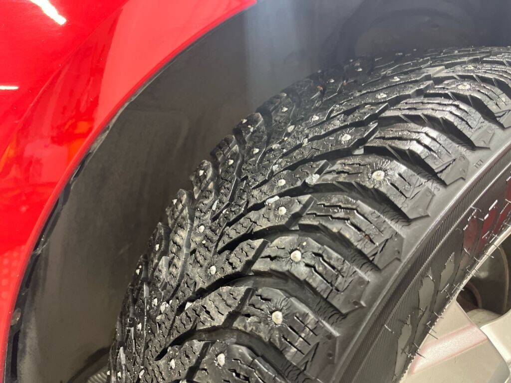 Skoda Octavia 2018 Punainen