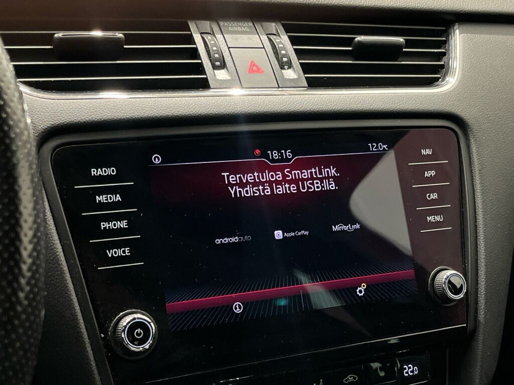 Skoda Octavia 2018 Punainen