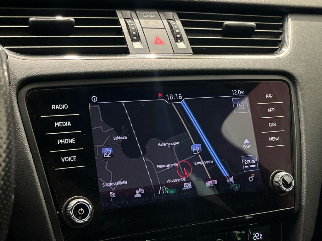 Skoda Octavia 2018 Punainen