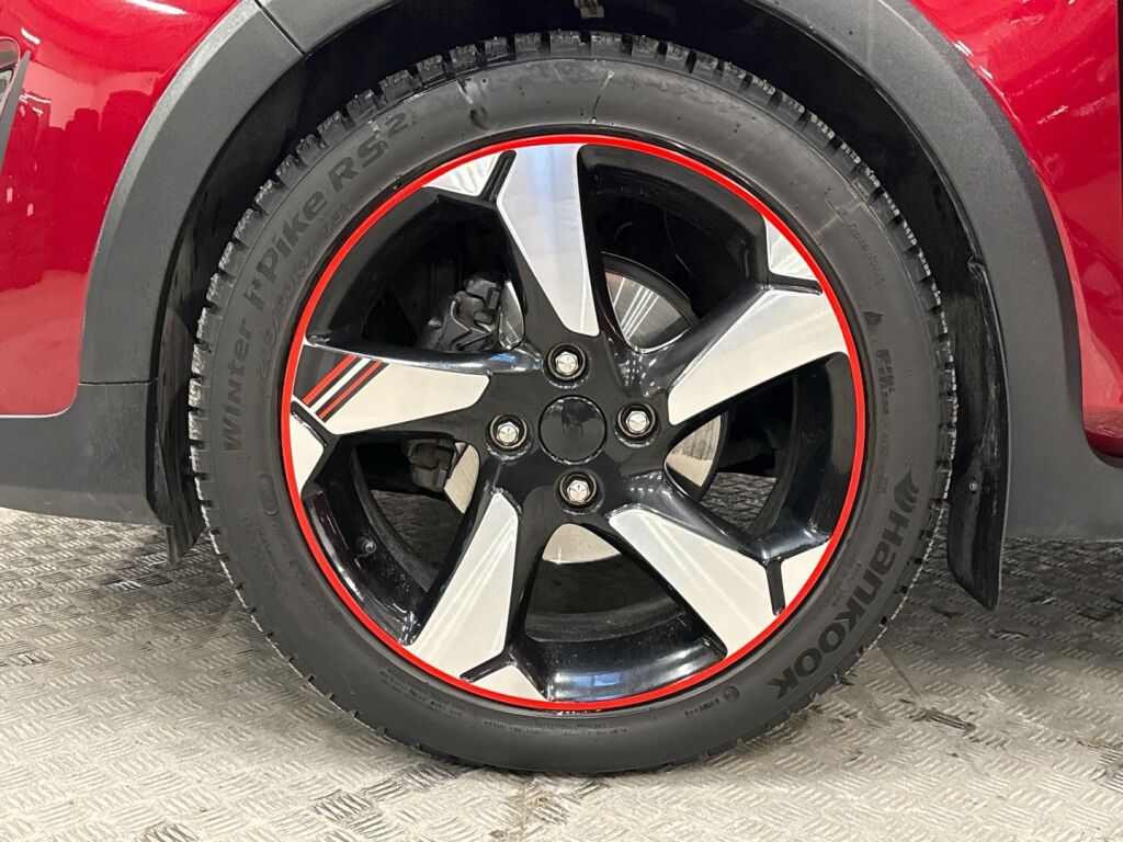 Ford Fiesta 2018 Punainen