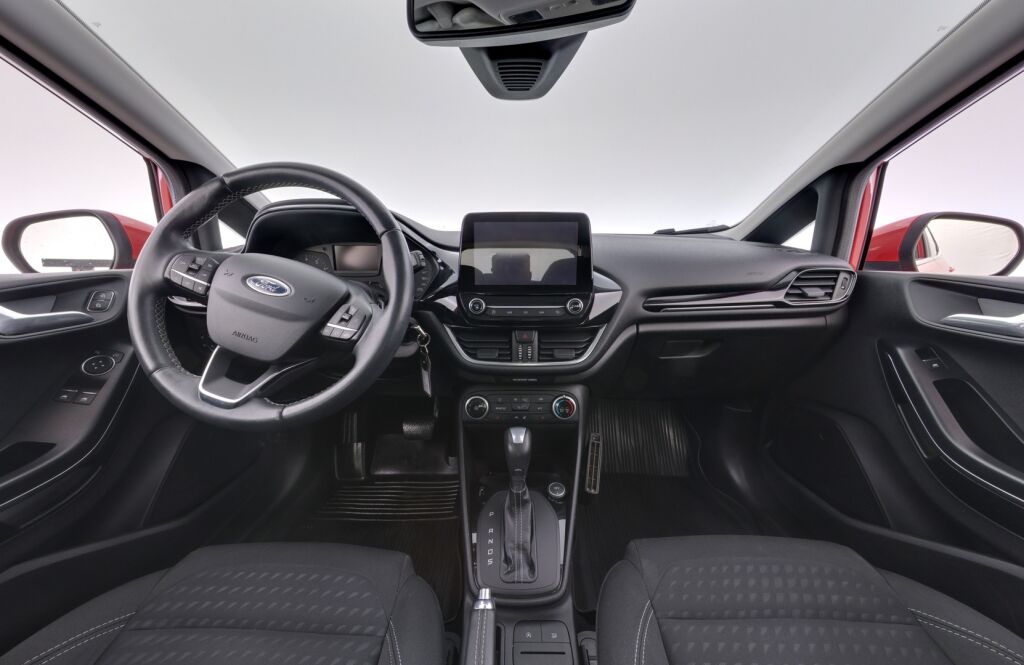 Ford Fiesta 2018 Punainen