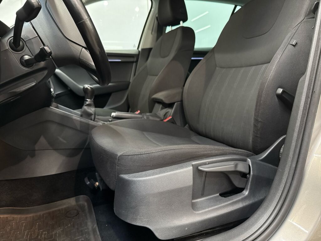 Skoda Octavia 2018 Ruskea (beige)