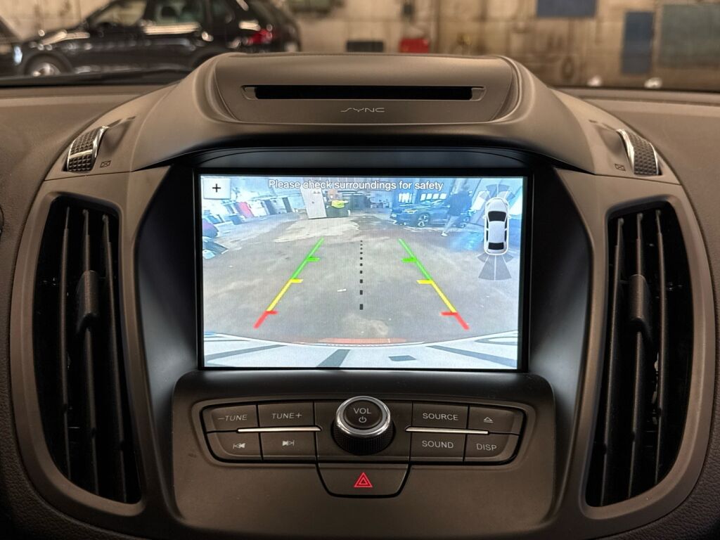 Ford Kuga 2018 Ruskea (beige)