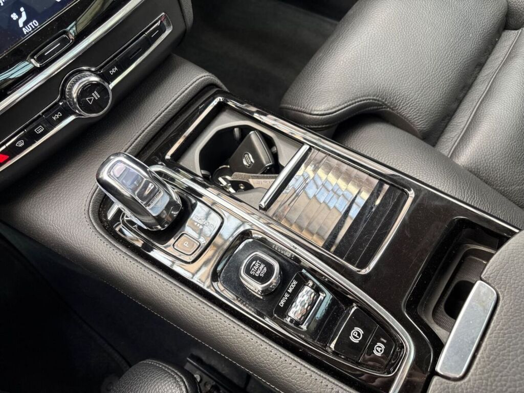 Volvo S90 2018 Valkoinen