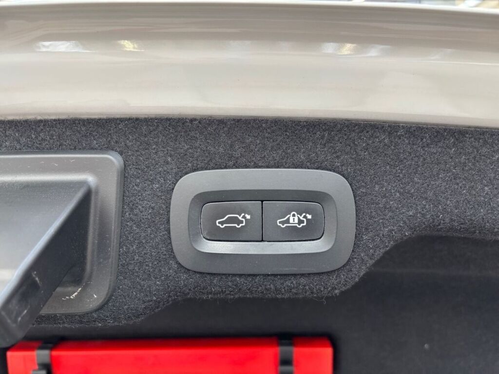 Volvo S90 2018 Valkoinen