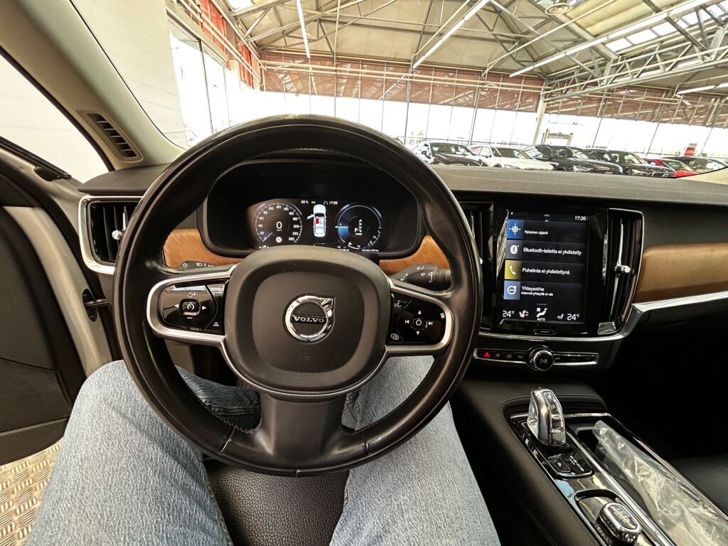 Volvo S90 2018 Valkoinen