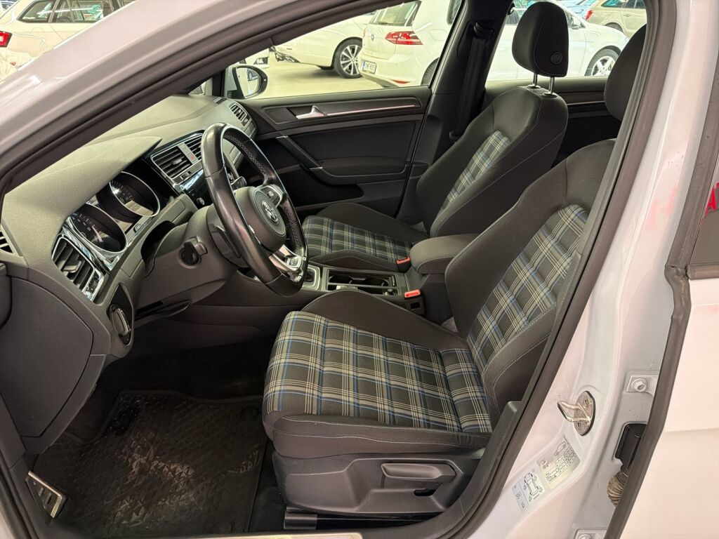 Volkswagen Golf 2019 Hopea