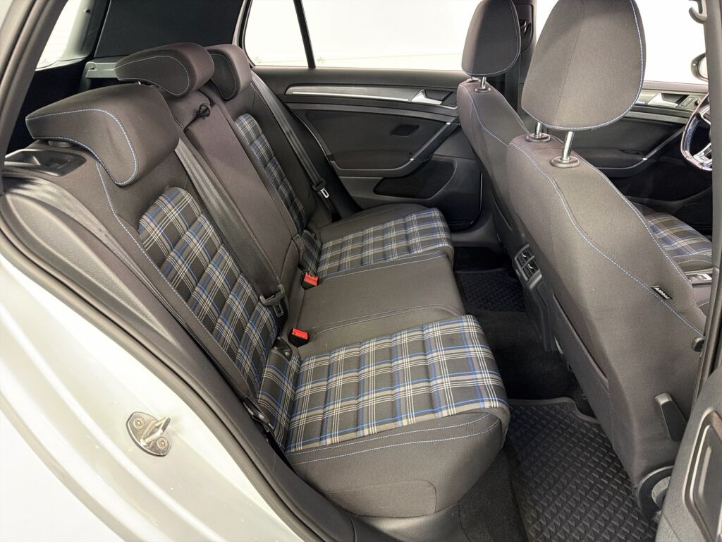 Volkswagen Golf 2019 Hopea