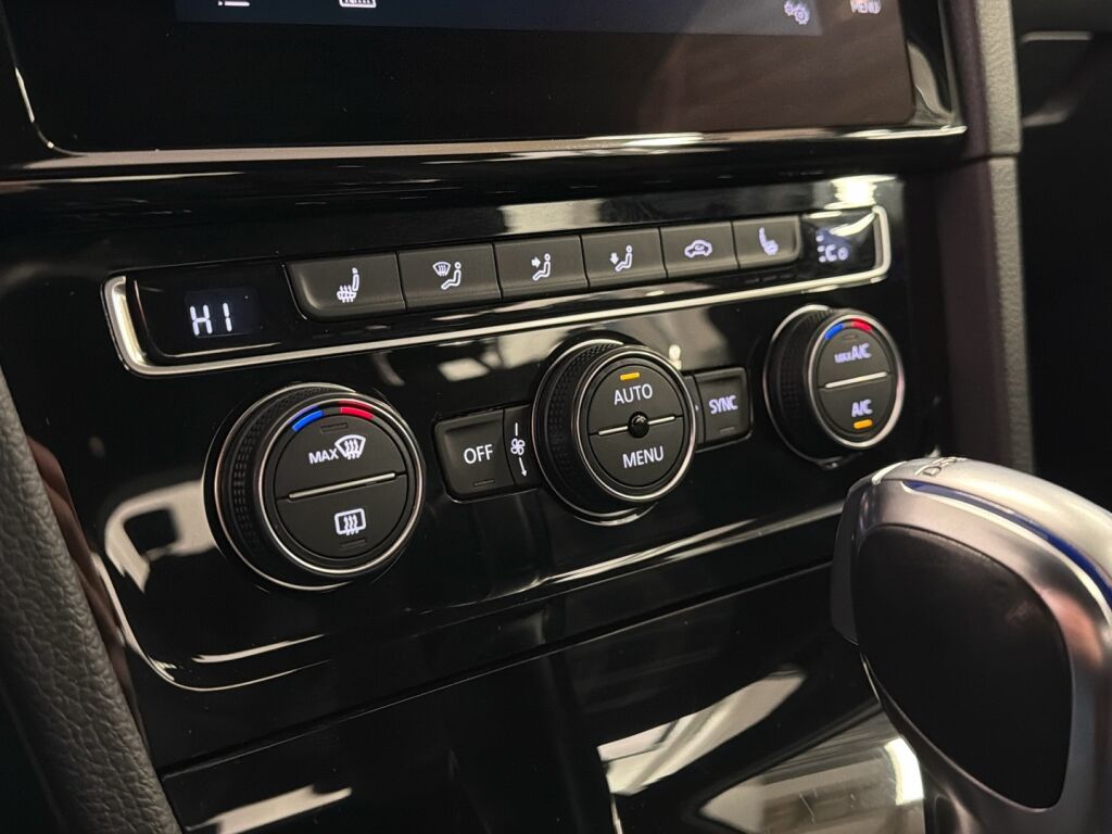 Volkswagen Golf 2019 Hopea