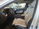 Volvo XC60 2018 Valkoinen