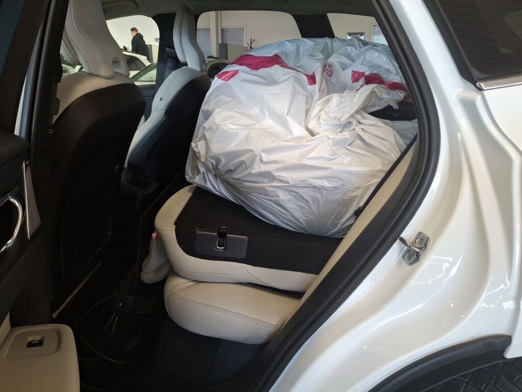 Volvo XC60 2018 Valkoinen