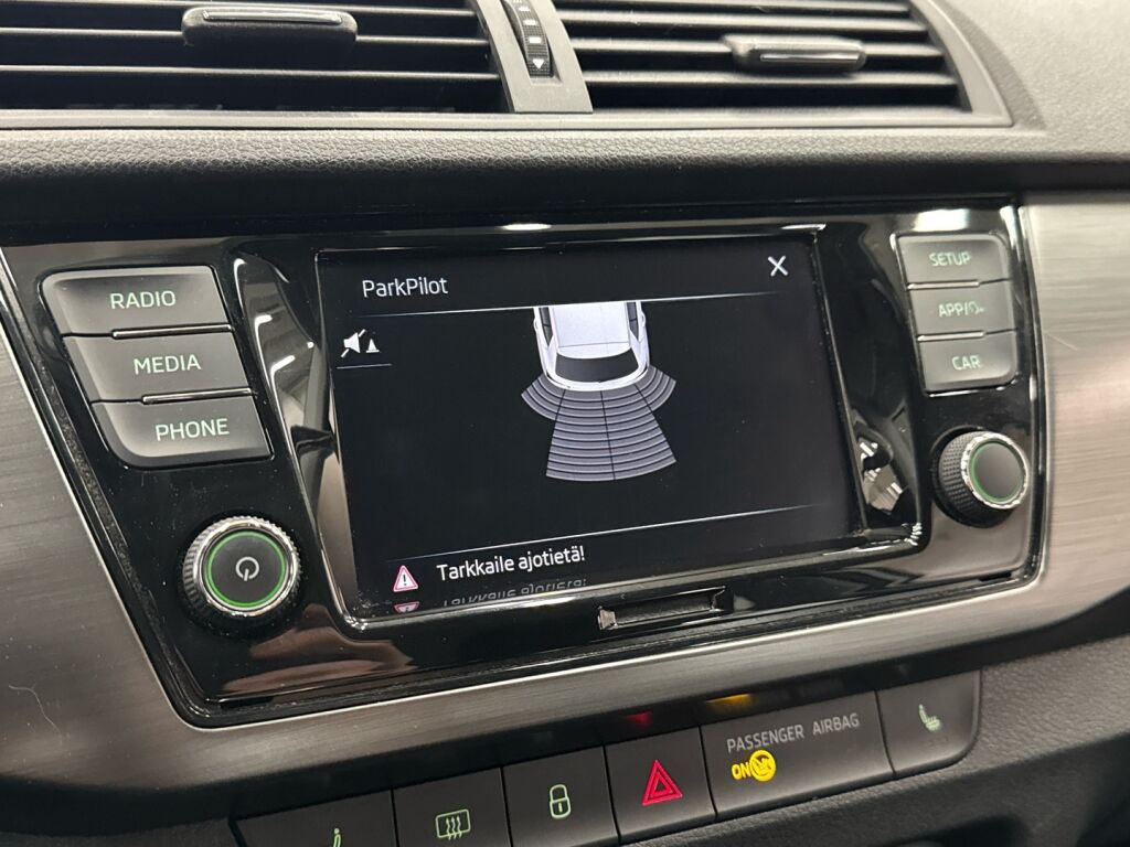 Skoda Fabia 2019 Valkoinen
