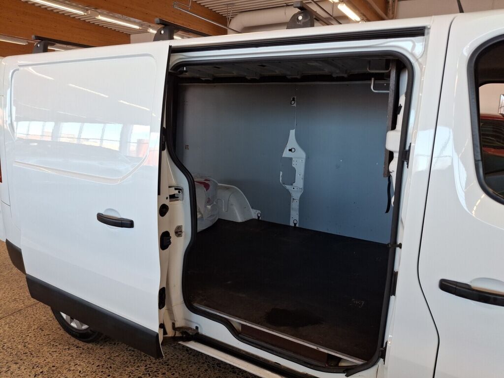 Nissan NV300 2019 Valkoinen