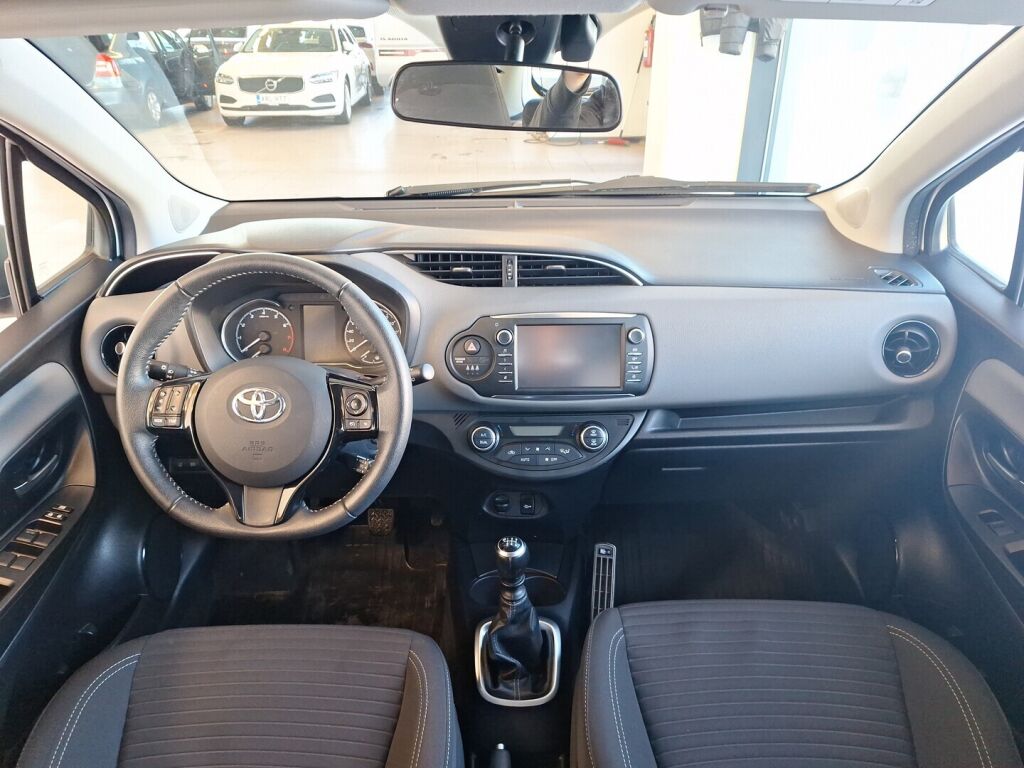 Toyota Yaris 2018 Valkoinen