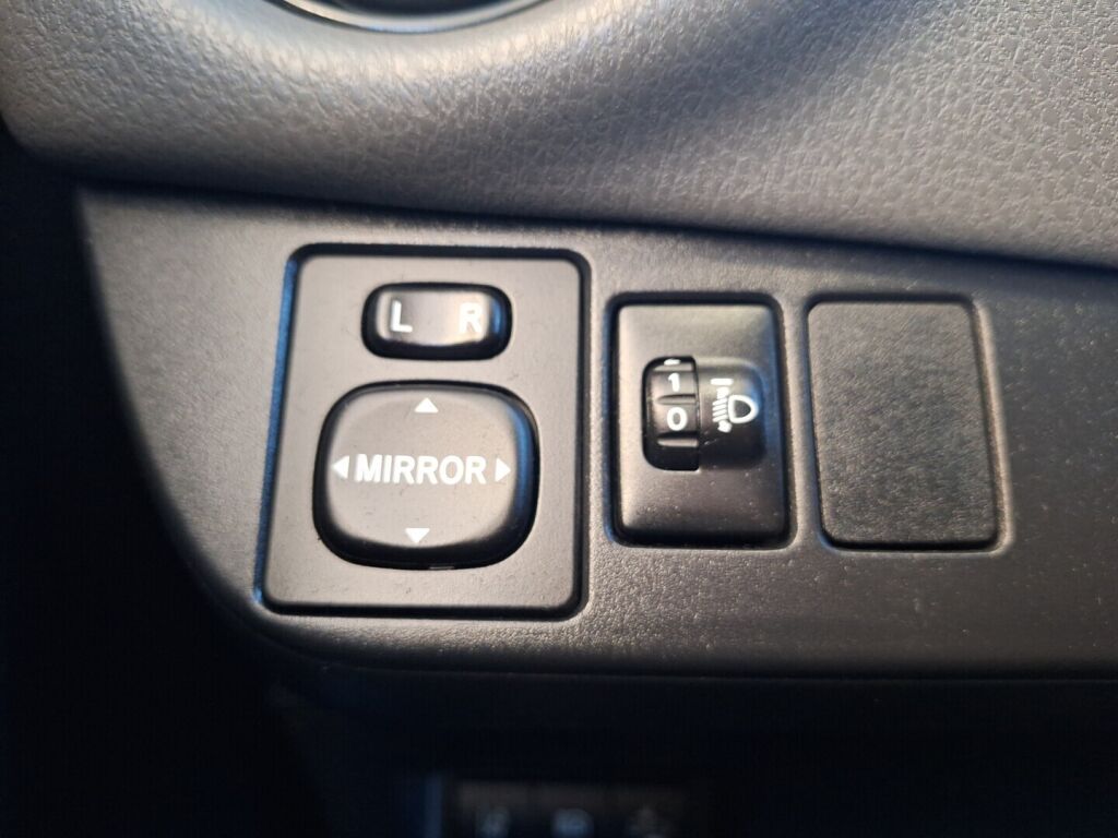 Toyota Yaris 2018 Valkoinen