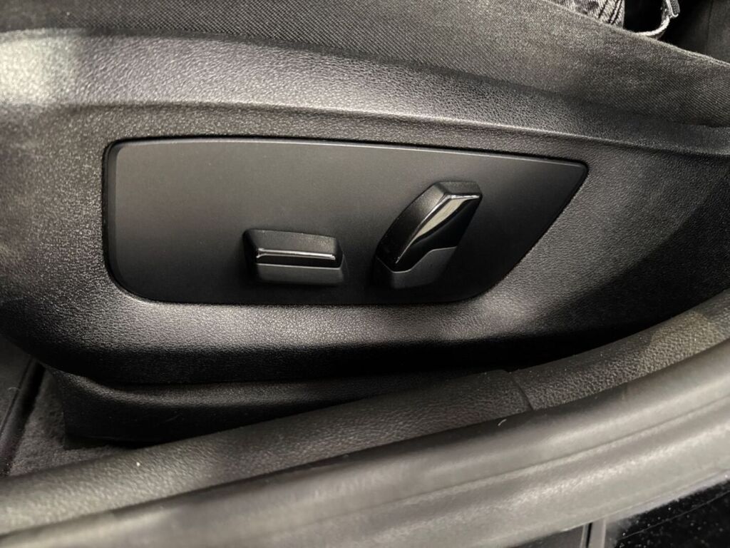 BMW 520 2019 Musta