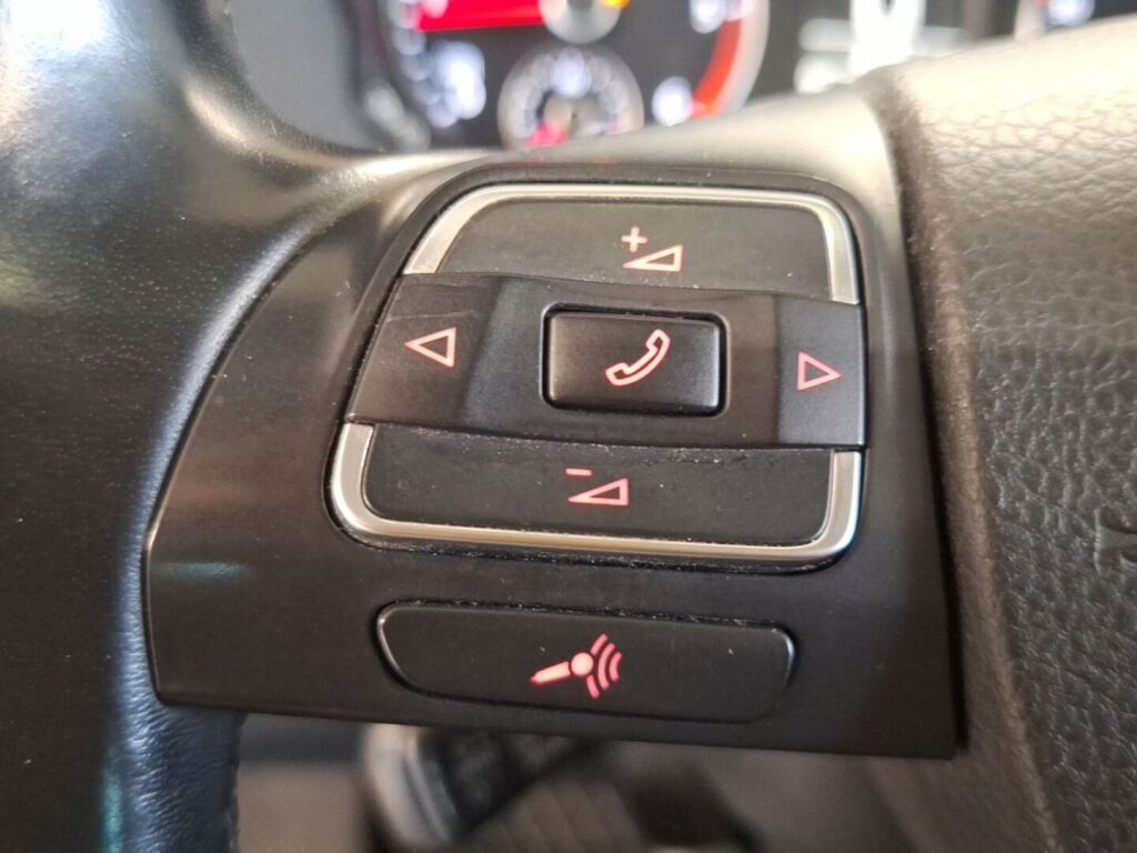 Volkswagen Sharan 2015 Ruskea (beige)