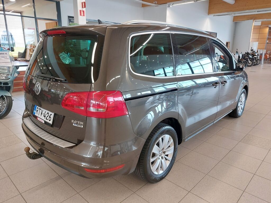 Volkswagen Sharan 2015 Ruskea (beige)