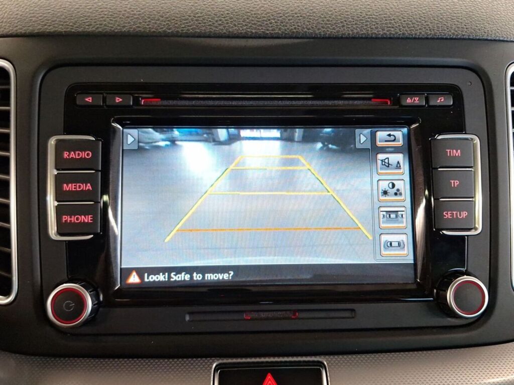 Volkswagen Sharan 2015 Ruskea (beige)