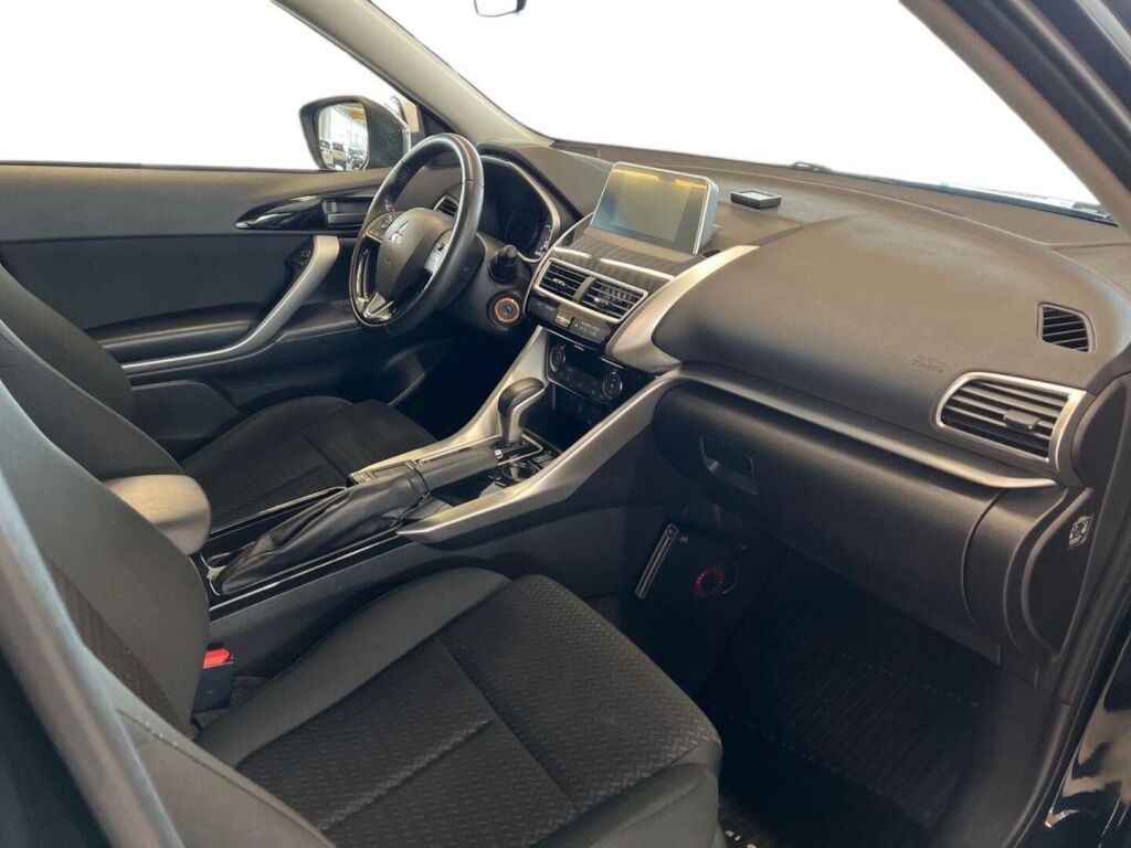 Mitsubishi Eclipse Cross 2019 Musta