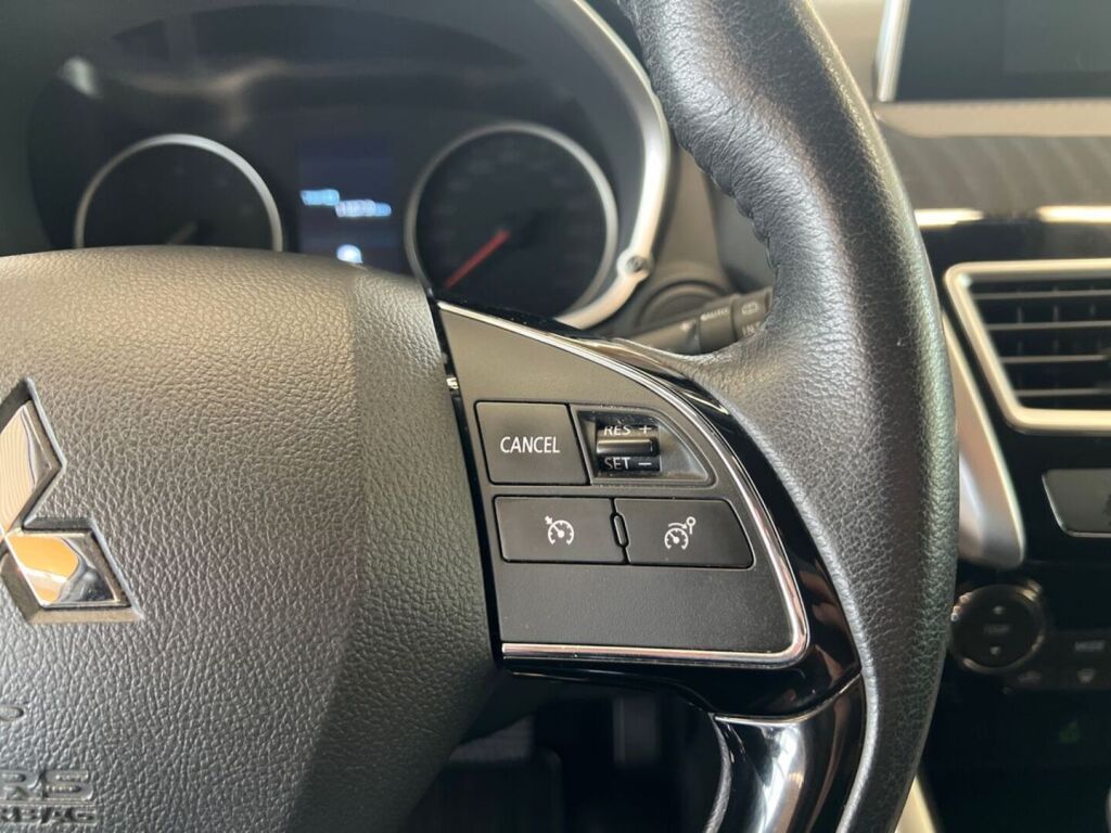 Mitsubishi Eclipse Cross 2019 Musta