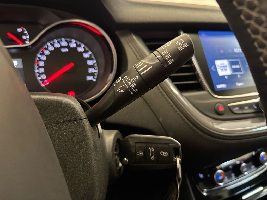 Opel Grandland X 2019 Punainen