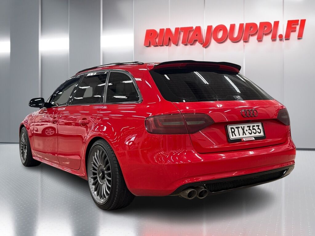 Audi A4 2013 Punainen