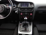 Audi A4 2013 Punainen