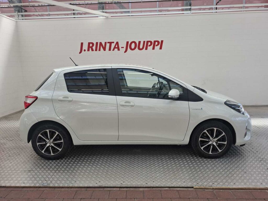 Toyota Yaris 2019 Valkoinen