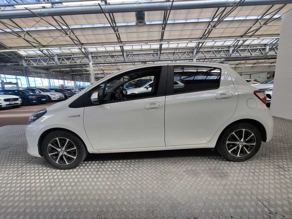 Toyota Yaris 2019 Valkoinen