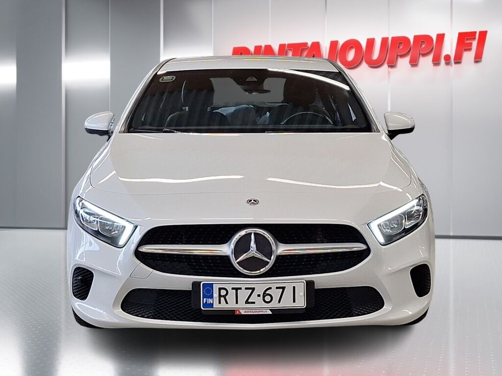 Mercedes-Benz A 2019 Valkoinen