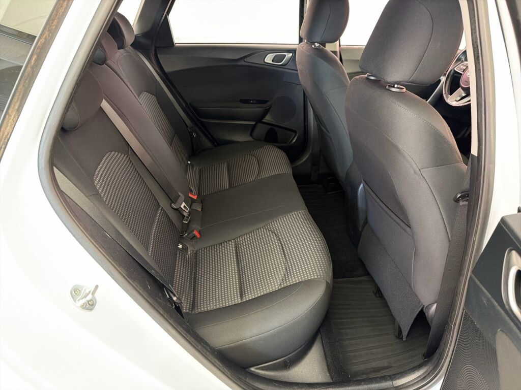 Kia Ceed 2019 Valkoinen