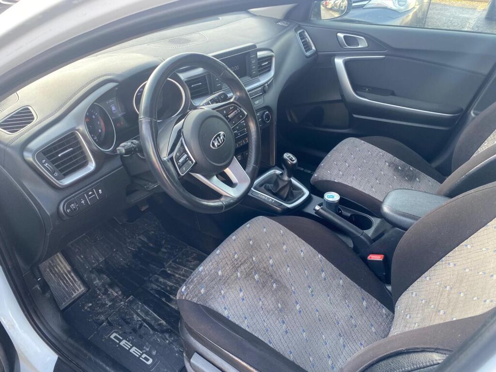 Kia Ceed 2019 Valkoinen
