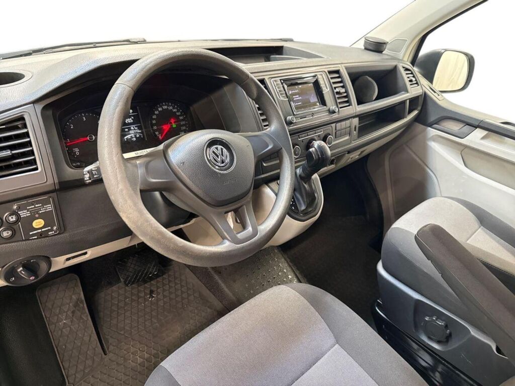Volkswagen Transporter 2019 Valkoinen